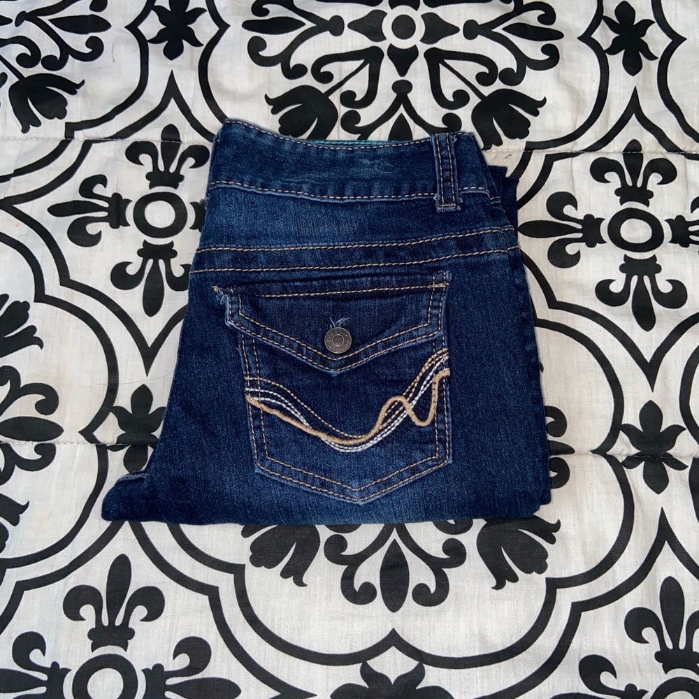 Blue skinny jeans
